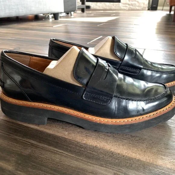 Coach Women’s Loafer Size 6.5 - Picture 2 of 8